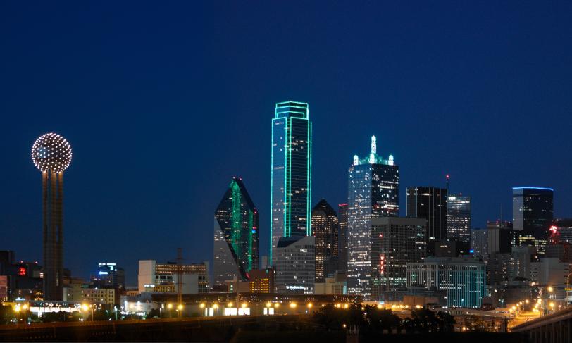 Dallas Texas skyline at night